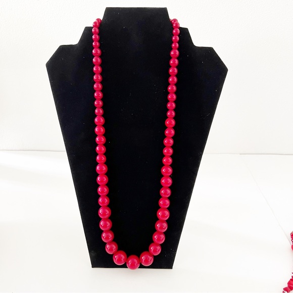 Bundle of 5 Red Costume Necklaces - Picture 4 of 15